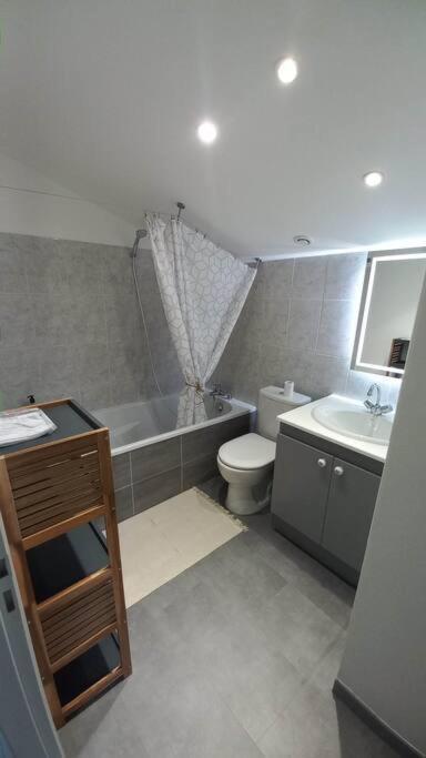 Appartement 70 M2 - Terrasse Et Jardin Privatifs Mouguerre 外观 照片